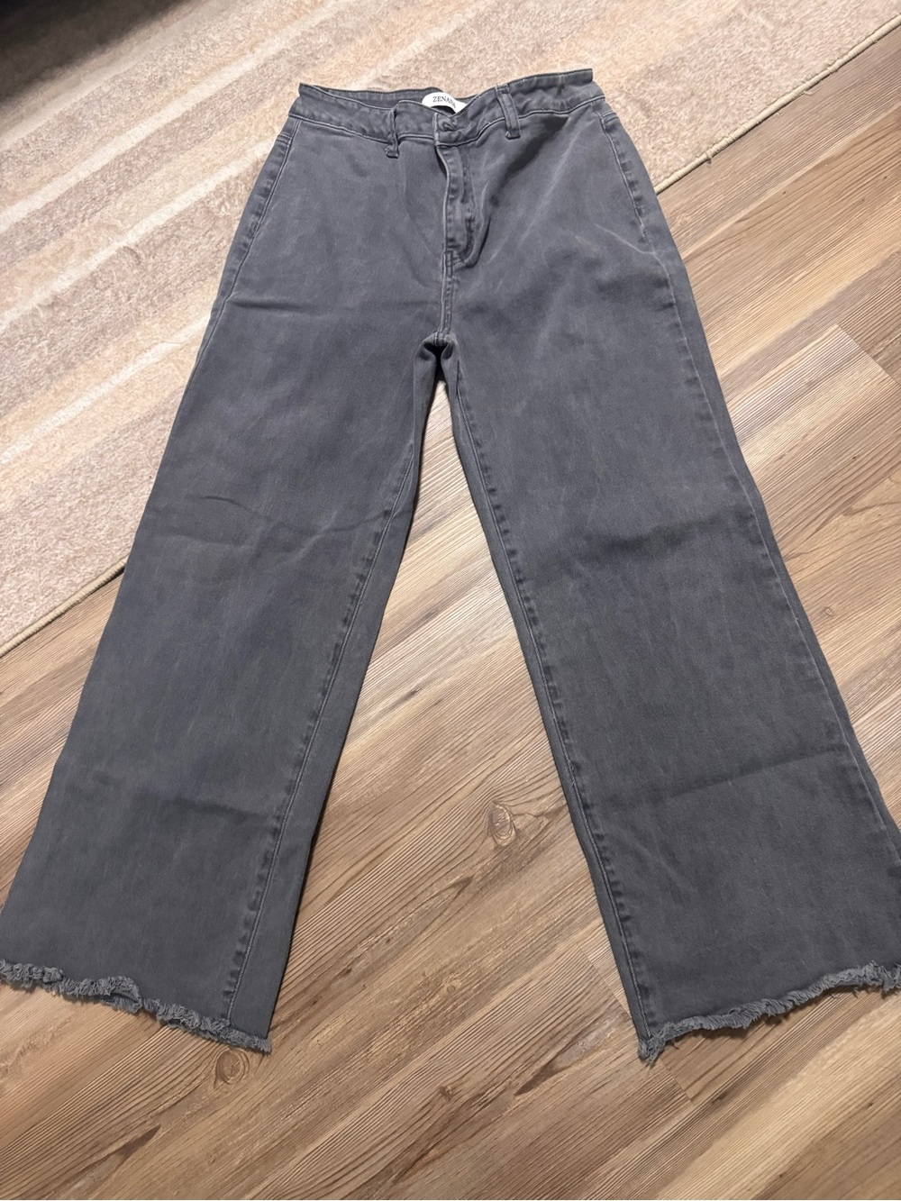 Wide Leg High-Rise Jeans in Charcoal Gray - Raw Hem